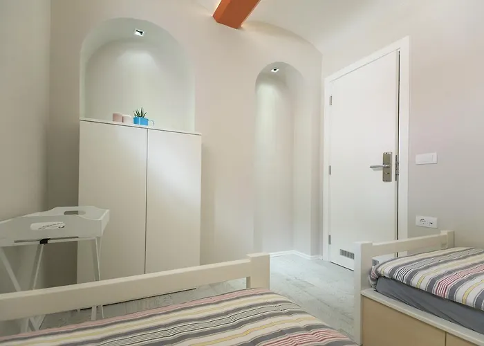 بيت شباب Bongo *