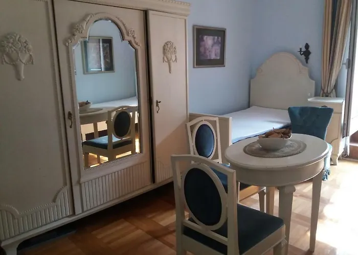 Bongo بيت شباب بلغراد